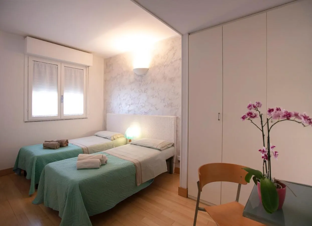 Bed & Breakfast Bed and Breakfast Giardini e Mare Quartu SantʼElena Italia