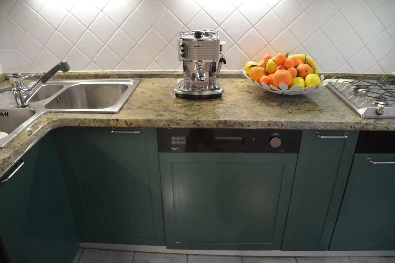 Bed & Breakfast Bed and Breakfast Giardini e Mare Quartu SantʼElena Italia