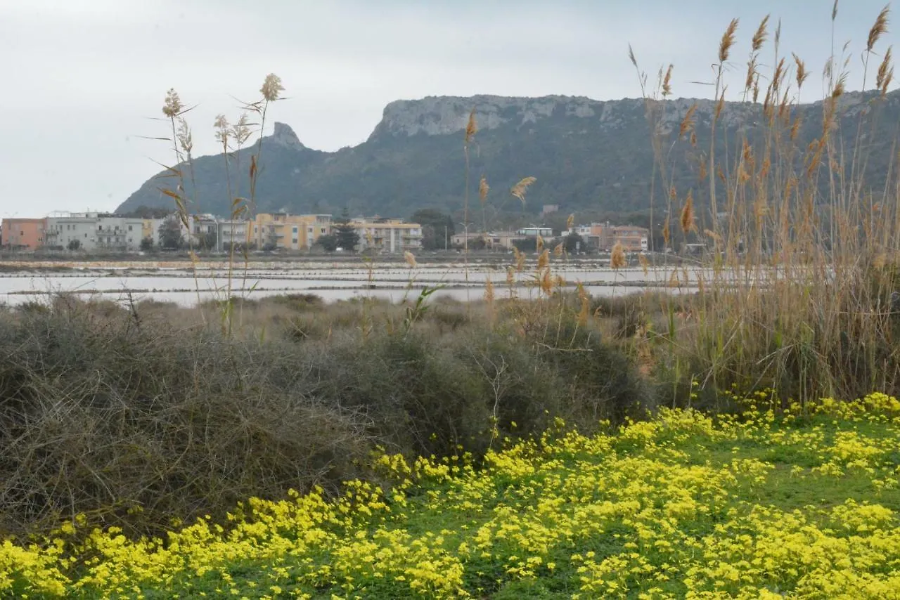 Bed & Breakfast Bed and Breakfast Giardini e Mare Quartu SantʼElena