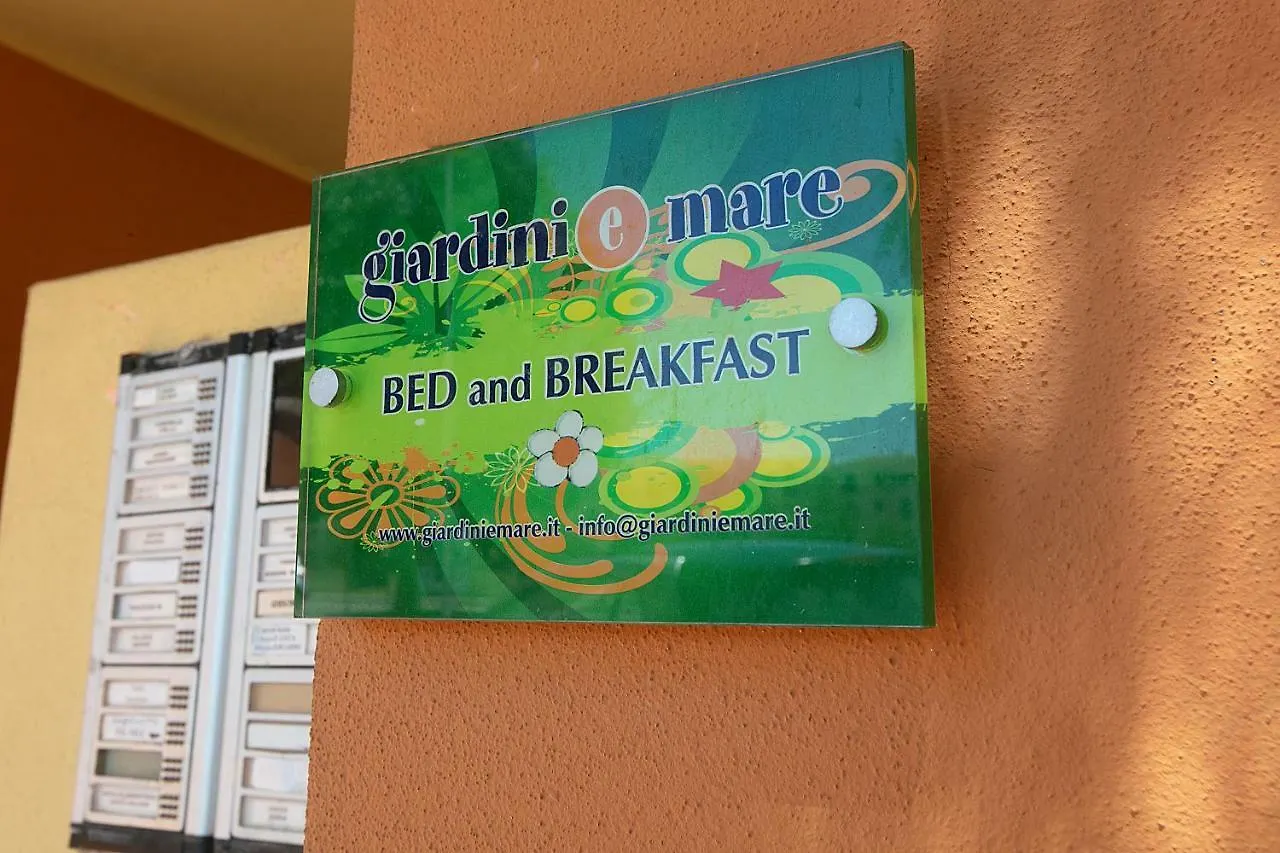 Bed & Breakfast Bed and Breakfast Giardini e Mare Quartu SantʼElena