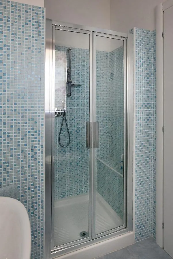 Bed and Breakfast Giardini e Mare Quartu SantʼElena